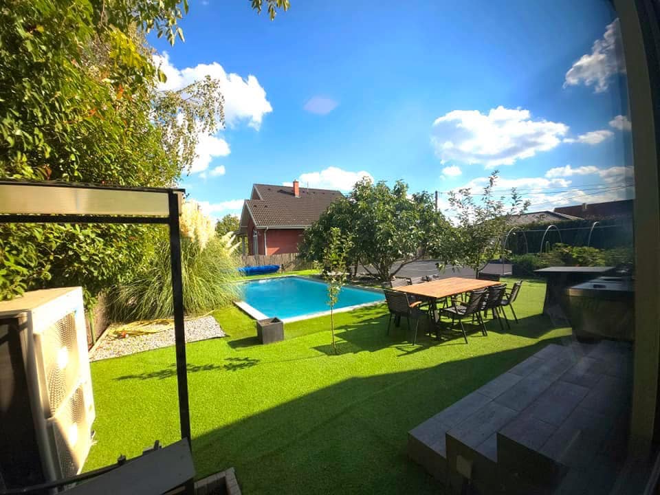 Luxus, exkluzív életkörnyezet Deszken a Marosmenti lakóparkban! Ide csak költözni kell!