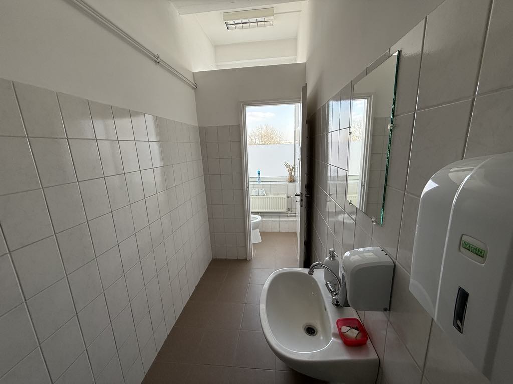 Kiadó irodák Szegeden, a Fonógyári úton!